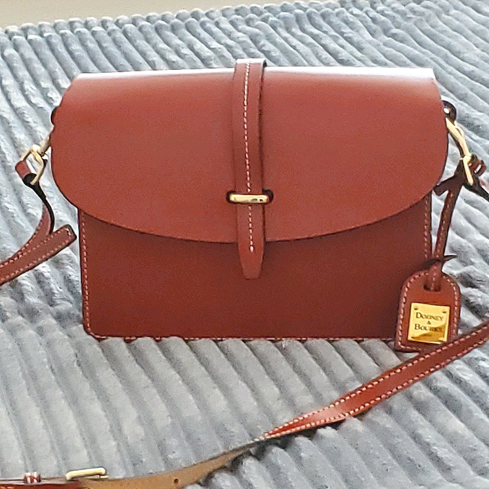 Cross body satchel with wallet